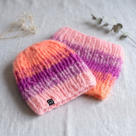 Knitting Kit – Gradient chunky mohair hat + snood Orange (ENG-DE-NL-ES-FR-IT-DA-SV-NO)